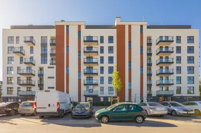 Budynek, w którym mieści się apartament