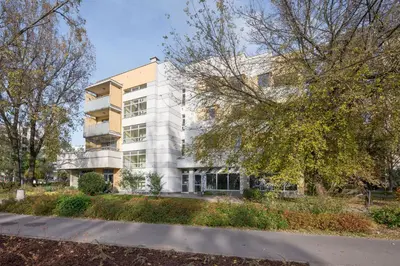 Budynek, w którym mieści się apartament