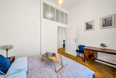Łóżko lub łóżka w pokoju w obiekcie Stara Praga Apartment - Top Location, Balcony - by Rentujemy