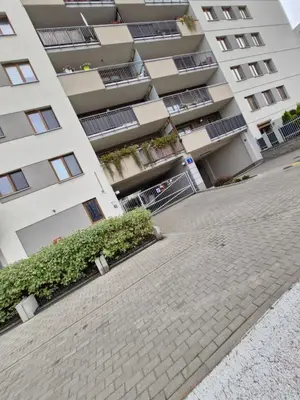 Budynek, w którym mieści się apartament