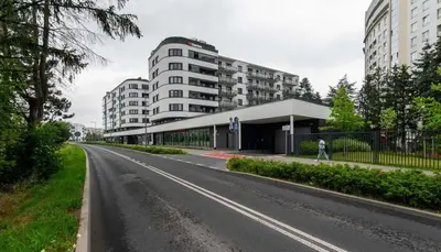 Budynek, w którym mieści się apartament