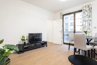 Telewizja i/lub zestaw kina domowego w obiekcie Superb Place to Live Mokotow Woronicza 80