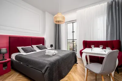 Łóżko lub łóżka w pokoju w obiekcie Kasprzaka 29 By Perfect Apart 1120 Free Garage
