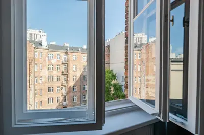 Budynek, w którym mieści się apartament