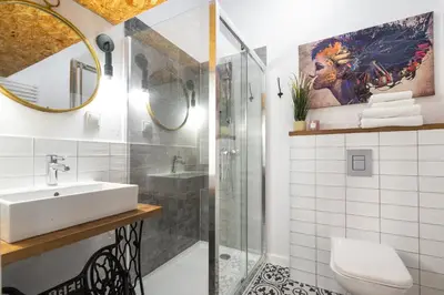 Plan piętra w obiekcie Close-Golden Apartments in Warsaw - Stylish and Cozy Studio - Ząbkowska A