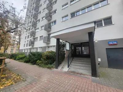 Budynek, w którym mieści się apartament