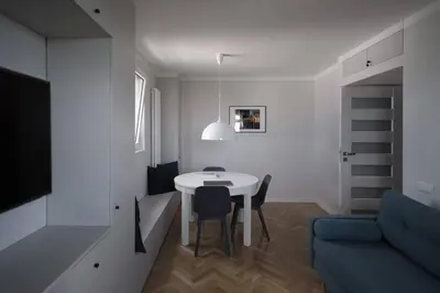 Telewizja i/lub zestaw kina domowego w obiekcie Niesamowity Widok Warszawa