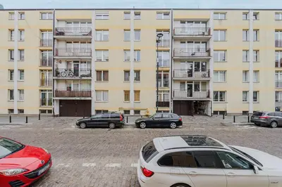 Budynek, w którym mieści się apartament