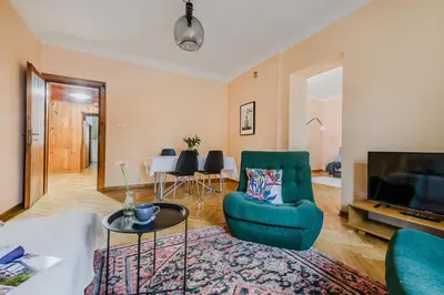 Telewizja i/lub zestaw kina domowego w obiekcie ShortStayPoland Szara B170