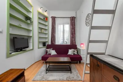 Telewizja i/lub zestaw kina domowego w obiekcie Poznańska 11 - A by Homeprime