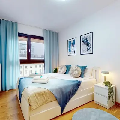 Vista Apartment Balcony AC Parking Metro Plocka