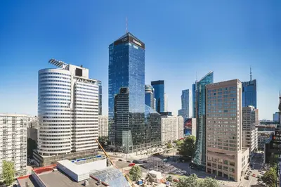 Widok na miasto Warszawa z tego apartamentu