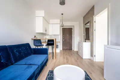 Kuchnia lub aneks kuchenny w obiekcie Close-Urban Chic - Mennica Residence - One Bedroom Apartment -CityCenter&65