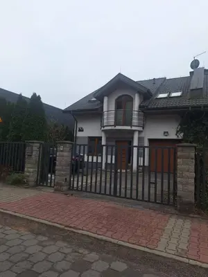 Budynek, w którym mieści się pensjonat