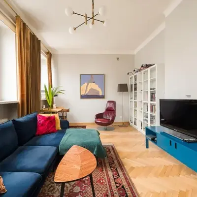 Plac Zbawiciela Stylish Apartment by BookingHost