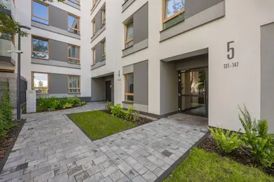 Budynek, w którym mieści się apartament
