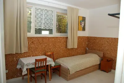 Plan piętra w obiekcie Quiet separate accommodation in Warsaw on outskirts near forest