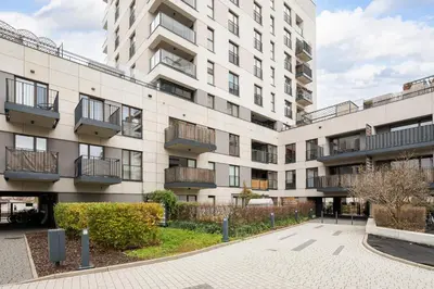 Budynek, w którym mieści się apartament