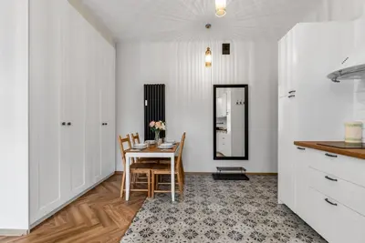 Kuchnia lub aneks kuchenny w obiekcie Chocimska Studio - Top Location, Tram&Shops nearby - by Rentujemy