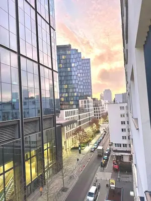 Widok na miasto Warszawa z tego apartamentu