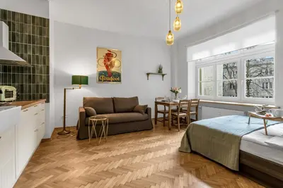 Łóżko lub łóżka w pokoju w obiekcie Mokotów Studio - Top Location, Tram&Shops nearby - by Rentujemy