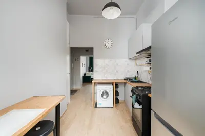 Plan piętra w obiekcie Świętokrzyska Deluxe City View Studio by BookingHost