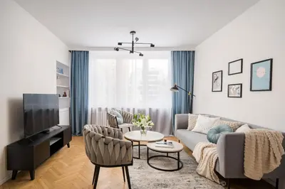 Telewizja i/lub zestaw kina domowego w obiekcie Pulawska Residence Mokotów 2-bedroom & living room, balcony & free parking on site