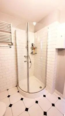 Łazienka w obiekcie HomeComfort Apartament Adonis