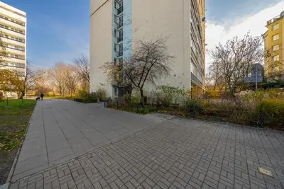 Budynek, w którym mieści się apartament