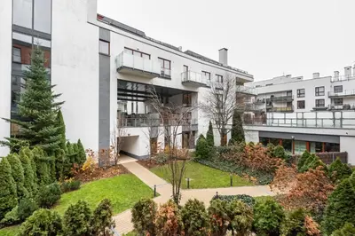 Budynek, w którym mieści się apartament