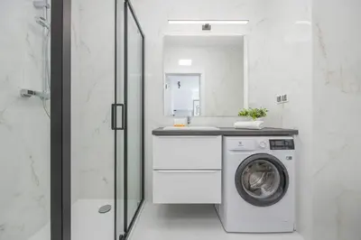 Plan piętra w obiekcie Elegant Apartment in Warsaw with Parking and Desk for Remote Work by Noclegi Renters