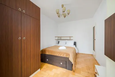 Plan piętra w obiekcie Dolina Służewiecka Homely Apartment by BookingHost