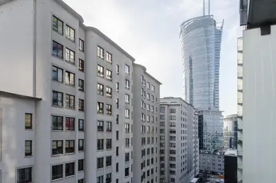 Widok na miasto Warszawa z tego apartamentu