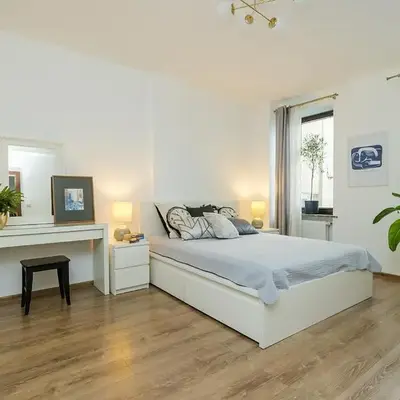 SuperApart Chmielna apt 100