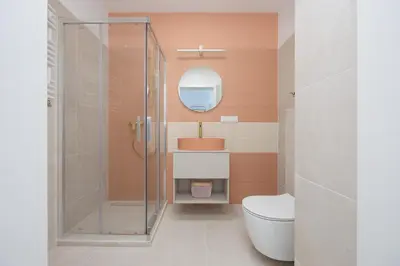 Łazienka w obiekcie Modern and Comfortable Studios with Smart TVs near PGE by Noclegi Renters