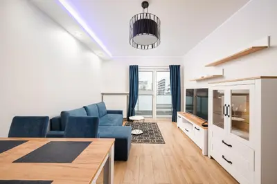Kuchnia lub aneks kuchenny w obiekcie Racjonalizacji Stylish Apartment by BookingHost