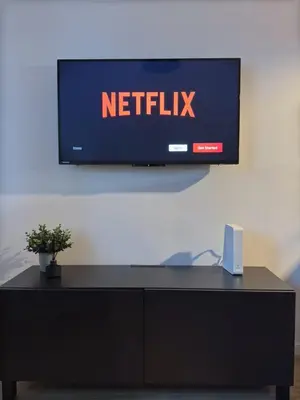 Telewizja i/lub zestaw kina domowego w obiekcie Nowolipie 16, City Center Apartment