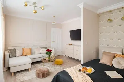 Część wypoczynkowa w obiekcie Grand Central Suite 5min from Central Station with a balcony& air conditioning