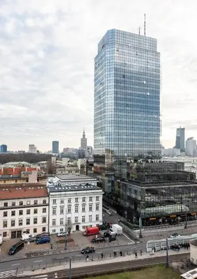 Widok na miasto Warszawa z tego apartamentu