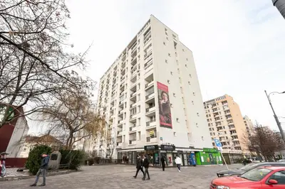 Budynek, w którym mieści się apartament