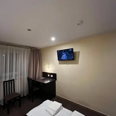 Łóżko lub łóżka w pokoju w obiekcie Valda House