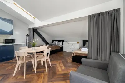Część wypoczynkowa w obiekcie Close-Central Warsaw Apartment - Great Location- Praga Północ - 18 People -Marcinkowskiego