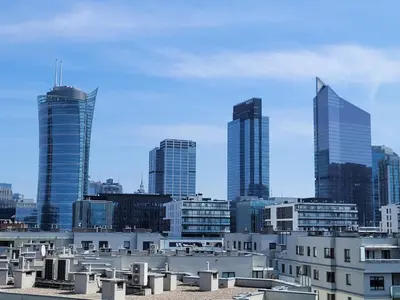 Widok na miasto Warszawa z tego apartamentu