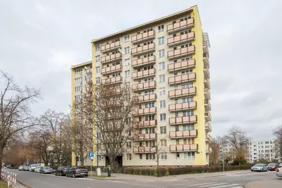 Budynek, w którym mieści się apartament