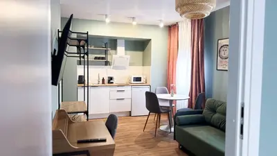 Kuchnia lub aneks kuchenny w obiekcie Raspberry Apartment with balcony #self check-in