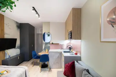 Kuchnia lub aneks kuchenny w obiekcie miniStudios Habicha by VAYA STAYS