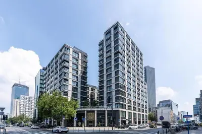 Widok na miasto Warszawa z tego apartamentu