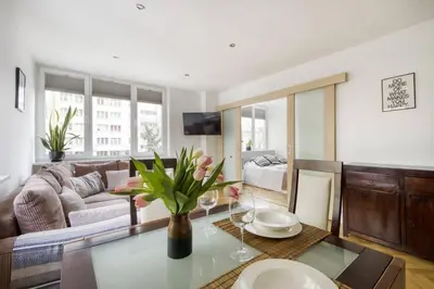 Część wypoczynkowa w obiekcie Blush Suites City Center Nowogrodzka