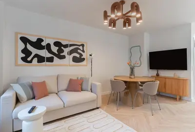 Telewizja i/lub zestaw kina domowego w obiekcie Warsaw Concierge Waszyngton II