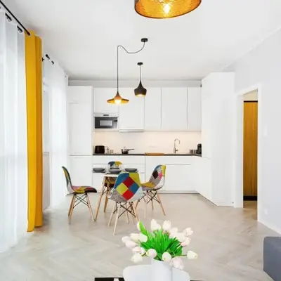 Large Apartment in Rondo Wiatraczna by Noclegi Renters